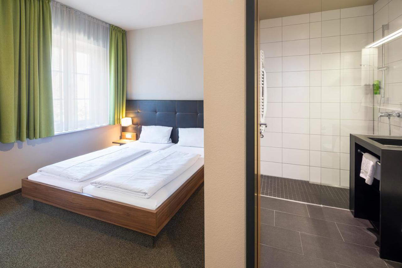 Joesepp'S Hotel Am Hallhof Memmingen Kültér fotó